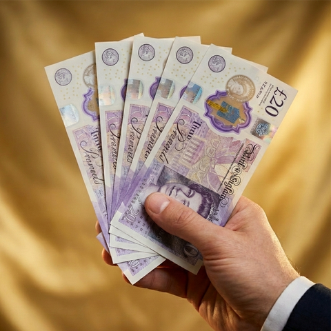 £100 Cash Prize Win